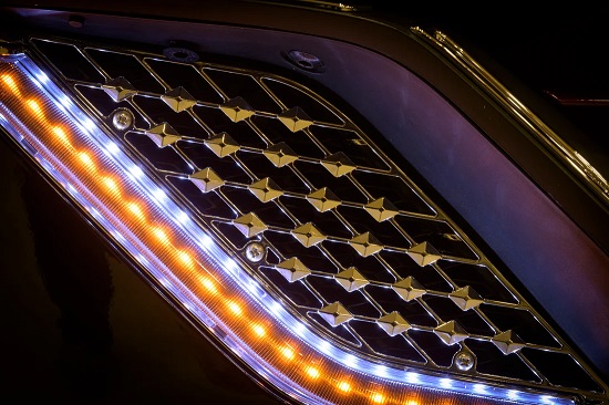 TWINART Lighted Radiator Grill Panels '18-up Goldwing - Image 3