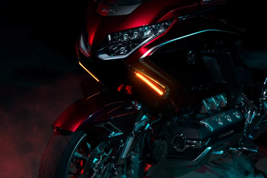 Lighted Vent Trim for '18-UP Goldwing - Image 3