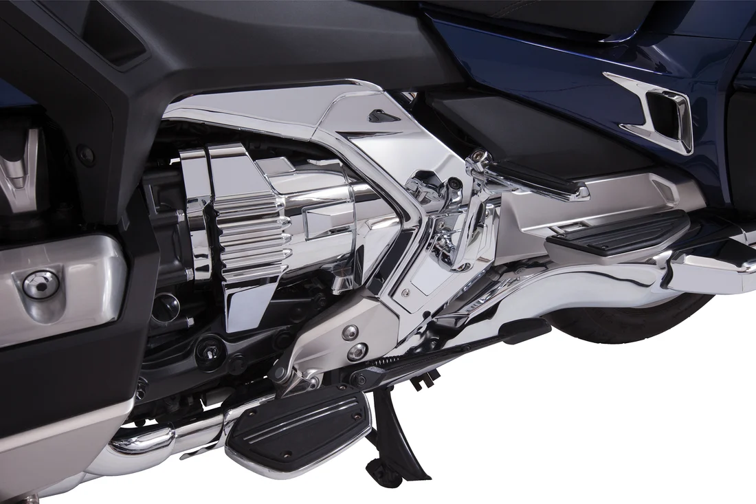 CHROME Engine Cover Set for '18-UP DCT - Image 2